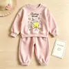 Conjunto Estrela para Meninas Estilo Primavera e Outono Doce Casual Confortável Desenho Animado Conjunto de Duas Peças para Meninas Pequenas