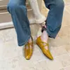 Colección Otoño 2026: Zapatos Casuales para Mujer con Punta Cuadrada, Hebilla de Tira Cruzada y Tacón Inclinado, en Estilo Europeo y Americano