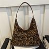 2024 Nuevo Otoño e Invierno Atmósfera Estilo Coreano Moda Bolso Estampado Leopardo Gamuza Casual Hombro Tote Bag