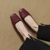Sapatos de Salto Baixo Quadrados com Laço, Estilo Chinês Novo, Boca Rasa, para Mulheres, Novo Modelo da Primavera de 2026, Slip-On Confortáveis Sapatos de Vovó
