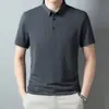 Camisa Polo de Verão Camiseta de Manga Curta Masculina Malha de Seda Gelada Sensação Fresca Slim Jacquard Gola Polo Top de Meia Manga