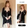 Camisón de encaje sexy con escote en V profundo y copas, espalda descubierta, tentación, conjunto de ropa para el hogar W7138