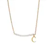 Collar Colgante de 26 Letras de Alta Venta Estilo Lujo Chapado en Cobre Dorado con Diseño de Nicho y Cadena Tachonada de Perlas