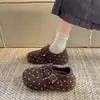 Zapatos casuales retro de gamuza con lunares para mujer, nueva colección de otoño 2026, estilo coreano moderno y versátil, cómodos zapatos planos de algodón con detalle de hebilla