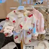 Conjunto de ropa de casa para otoño e invierno para niños y niñas, pijama cálido de franela grueso con dibujos animados, elegante y moderno para niños