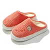 Qidashun Nuevo Precio Especial Pantuflas de Algodón para el Hogar, Zapatos de Invierno Antideslizantes de Suela Gruesa para Hombres y Mujeres, Pantuflas de Algodón Cálidas para el Hogar al por Mayor