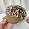 Sombrero Octagonal de Mohair con Estampado de Leopardo y Costuras de Cuero para Mujer, Cálido para Otoño e Invierno, Cubre la Cara, Lengüeta de Pato, Sombrero de Pintor de Niño de Periódico