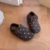 Zapatos Mary Jane de lunares para niños, nueva colección de otoño, zapatos de piel para bebé con suelas blandas, zapatos antideslizantes para interior, zapatos retro estilo Birkenstock para niñas