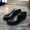 Zapatos de cuero de moda británica para estilista de cabello de punta para hombre, zapatos de cuero charol brillante coreano para club nocturno