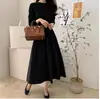 Pedido original de comércio exterior Seis cores em estoque 2023 Outono e Inverno Japonês e Coreano Vestido Longo Básico de Lã Vestido de Costura