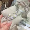 Pulseira Fushi Prata Pura 999.9 Lótus Palavras Auspiciosas Novo Estilo Chinês Retro Lótus Embossado Pulseira Aberta de Prata Sólida