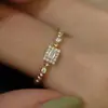 Design Versátil de Anel Japonês e Coreano com Estilo de Luxo Leve, de Nicho, de Alta Qualidade para Empilhar, Anéis Vintage Barrocos para Mulheres Atacado