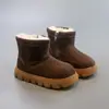 Botas de nieve para niña invierno nuevas más terciopelo cálido niño zapatos de algodón bebé niño pequeño zapatos para caminar niño pequeño botas cortas grandes de algodón