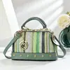 Fabricante 2025 Nueva Bolsa para Mujer Bolsa Cuadrada Pequeña Bolso de Hombro Cruzado para Mujer Bolso de Mano para Mujer Tendencia al Por Mayor