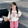 Conjunto con Sudadera con Capucha y Pantalones de Dibujos Animados con Volantes Dulces para Niñas 2026 Primavera/Otoño Nuevo Elegante Conjunto Interior de Dos Piezas