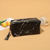 Bolsa de Cosméticos Portátil con Nuevo Patrón de Mármol Transfronteriza de Gran Capacidad Elegante Bolsa de Almacenamiento de Moda con Borla Bolsa de Mamá en Stock