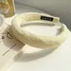 Faixa de Cabeça com Coroa Alta para Mulheres, Novo Estilo com Toque de Luxo, Faixa de Cabelo Larga Versátil para Sair, Acessório de Cabelo para Lavar o Rosto