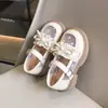 Zapatos de Piel Transpirables para Niñas 2025 Verano Nuevos Elegantes Zapatos de Princesa para Niñas Transpirables Zapatos Individuales para Niños Estilo Primavera y Otoño