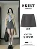 Falda de lana de lunares grises para mujer, nuevo estilo otoño e invierno, falda corta cálida y estilizada, falda elegante de línea A estilo coreano para petite
