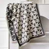 Novo Lenço Triangular Estilo Coreano Imitação de Caxemira para Mulheres, Dupla Utilidade Outono e Inverno Quente Lenço de Estudante, Lenço Xale à Prova de Frio