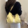 Bolso Cruzado de Hombro Deportivo Moda Coreana 2025 Nuevo Casual Ligero Gran Capacidad Bolsa de Fitness Versátil Rayado