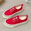 Zapatos de lona sin cordones para mujer 2026 nuevos de verano finos transpirables versátiles zapatos perezosos de caña baja zapatillas casuales de suela gruesa