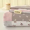 Juego de Tres Piezas de Sábana, Cubre Cama, Tapete Refrescante de Tela Gruesa de Algodón Crudo Estampado, Cómodo y Amigable con la Piel, Adecuado para Todas las Estaciones