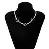 Collar geométrico de aleación de cuentas de una sola capa con costuras creativas y hebillas de imitación de perlas de imitación para mujer, joyería transfronteriza europea y americana