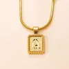 Collar Individual Colgante Moda Transfronteriza Acero Inoxidable Cuadrado Fundido Marca Ola Punto Letra Colgante Chapado en Oro de 18K Acero de Titanio Joyería