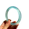 Pulsera de ágata calcedonia transparente como el hielo, color azul natural, clara como el agua, con efecto de luz, circunferencia interior de aproximadamente 62 mm