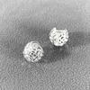 Aretes de Hebilla para Oreja de Diseño Nicho Estilo Japonés y Coreano Flor Tallada Hielo Picado Bola Flash Dulce Cool Viajero Retro Combinan con Todo