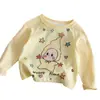 Ropa nueva de primavera para niñas: Camiseta de manga larga con estampado de estrellas, top de manga larga para niños, apto tanto para usar solo como debajo de otra prenda, ropa infantil de moda