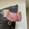 Bolso de Mano de Moda Sencillo Bolso Cuadrado Pequeño Llegada Nueva Verano 2026 Bolso de Hombro Único con Cadena Personalizado Bolso Cruzado para el Trabajo y el Trayecto
