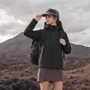 Jaqueta com capuz destacável de outono para casal, marca outdoor, casaco de montanhismo impermeável e à prova de vento, vestuário externo masculino