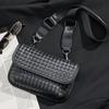 2026 Nova Moda Artesanal Tecida Bolsa de Peito Casual Pequena Quadrada Bolsa de Ombro Estilo de Rua Bolsa Masculina Bolsa Transversal Bolsa para Celular