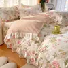 2025 Nuevo Juego de Falda de Cama de Algodón de Tres Piezas, Estilo Colcha de una Pieza, Sábana de Cama de Algodón Puro con Volantes, Falda Cubierta Envolvente para Cama Estilo Coreano
