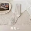 Meias Femininas Meia Dupla com Pelo Meias para Primavera e Outono Listra Vertical Malha Trançada Meias Femininas Absorventes de Suor Resistentes ao Odor Cor Sólida Meias Femininas Estilo College Meia de Cano Médio