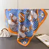 Nuevo Pañuelo de Seda de Alta Gama Estampado Ecuestre, Pañuelo Cuadrado de Seda Artificial, Pañuelo Versátil para el Cuello, Pañuelo Cuadrado Pequeño, Pañuelo para la Cabeza, Bufanda para Mujer