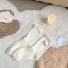 Calcetín de Media Pierna para Niña de Terciopelo Ao Grueso Bordado con Almacenamiento de Calor Cálido de Otoño e Invierno Calcetines de Luna Lindos de Chica de Dibujos Animados Calcetines para Dormir
