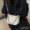 Bolso Versátil de Moda de Nicho Francés con Correa de Cadena para Mujer, Nuevo Bolso Cruzado Cuadrado Pequeño de Venta Caliente Transfronteriza 2026