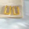 Pendientes Hidráulicos de Estilo Europeo y Americano Transfronterizos con un Toque de Alta Gama, Electrochapados y que No se Desvanecen, Clips para Orejas Geométricos Irregulares, Aros de Moda al por Mayor