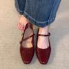 Zapatos de mujer de piel de vaca con punta cuadrada, estilo retro francés, novedad de verano 2024, tacón grueso y bajo, de una sola capa, con Mary Jane.