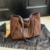 Bolso de Hombro Retro de Gama Alta 2025 Nuevo Estilo Bolso de Mano para Mujer, Bolso Tote de Gran Capacidad de Gama Alta para el Trabajo y los Viajes Diarios