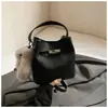 Bolsa de Ombro Nova Moda Inverno 2025, Bolsa Transversal, Bolsa de Mão de Nicho de Alto Valor, Bolsa Saco, Bolsa Cesta de Legumes