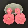 Brincos de flores multicoloridas com tinta spray mais vendidos, brincos de coração para meninas, moda doce em estoque e entrega rápida, vendas diretas da fábrica