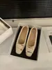Mocasines negros de gamuza para mujer con tacón grueso estilo francés, nueva colección otoño/invierno 2025, forro polar, peludos, punta cuadrada, adecuados para ir al trabajo