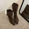 Botas Curtas Retrô Empilhadas Femininas 2026 Nova Chegada Outono/Inverno Bico Fino Dobrável de Puxar Botas Western Salto Plataforma Fosco Superfície Macia Emagrecimento