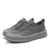 Zapatos casuales con panel de terciopelo, zapatillas deportivas para exteriores, zapatos versátiles de moda para hombre, zapatos de suela gruesa para commuting, directo del fabricante