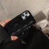 Funda Clásica Negra Estilo Chanel Acolchada Manzana para Teléfono 17 Pro Adecuada para iPhone 16 Pro Textura de Cuero 15 Pro/14