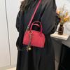 Bolsa de nicho retrô de grande capacidade para mulheres, inverno 2025, nova bolsa de axila simples, bolsa tote versátil de grande capacidade